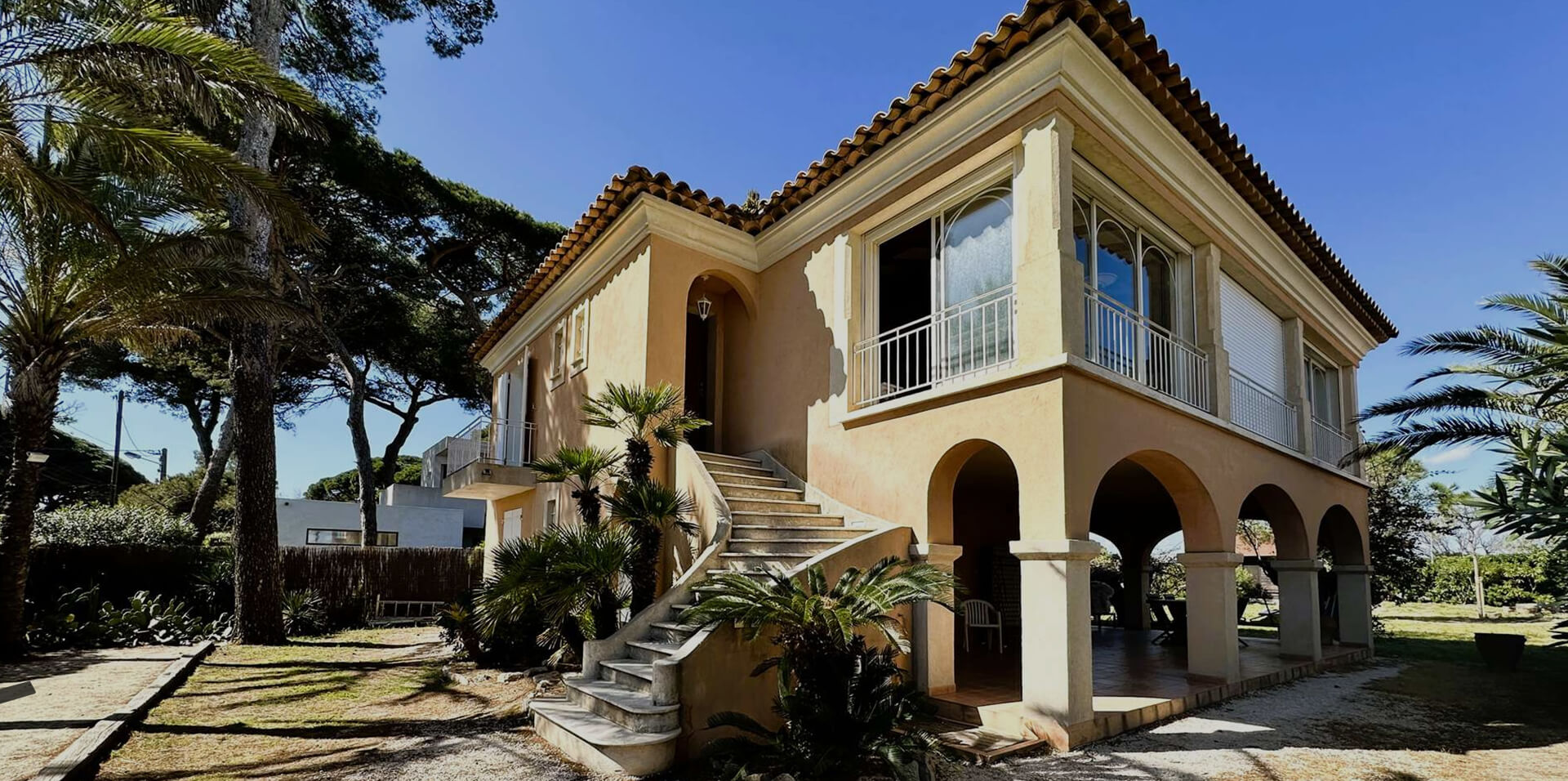 Ravalement de Façade à Saint-Tropez